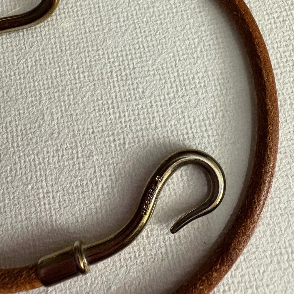 Hermès jumbo Brown Leather Hook Bracelet